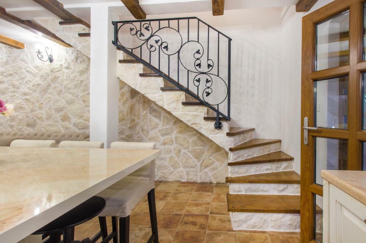 Villa House For Rent Leila Šibenik Esterno foto