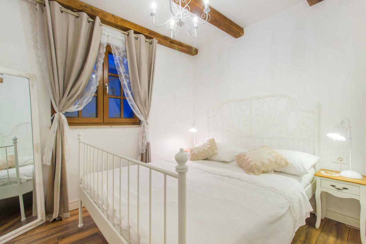 Villa House For Rent Leila Šibenik Esterno foto